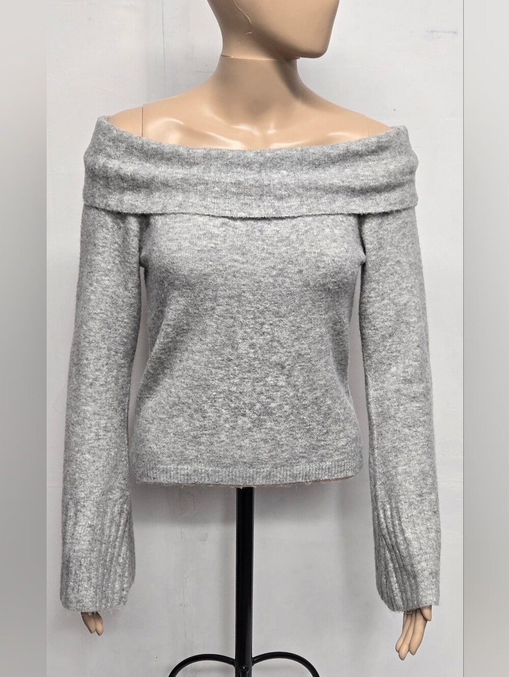 Forever 21 L Off Shoulder Cowl Neck Sweater Super Stretch Flared Sleeve Gray